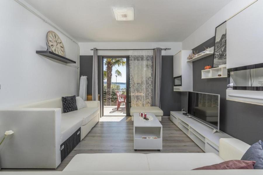 Apartment Zak Novigrad Istria Kültér fotó